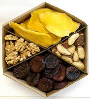 Подарочный набор шестиугольный из орехов и сухофруктов